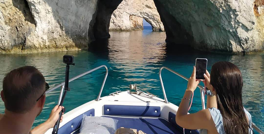 shipwreck tour life and boat